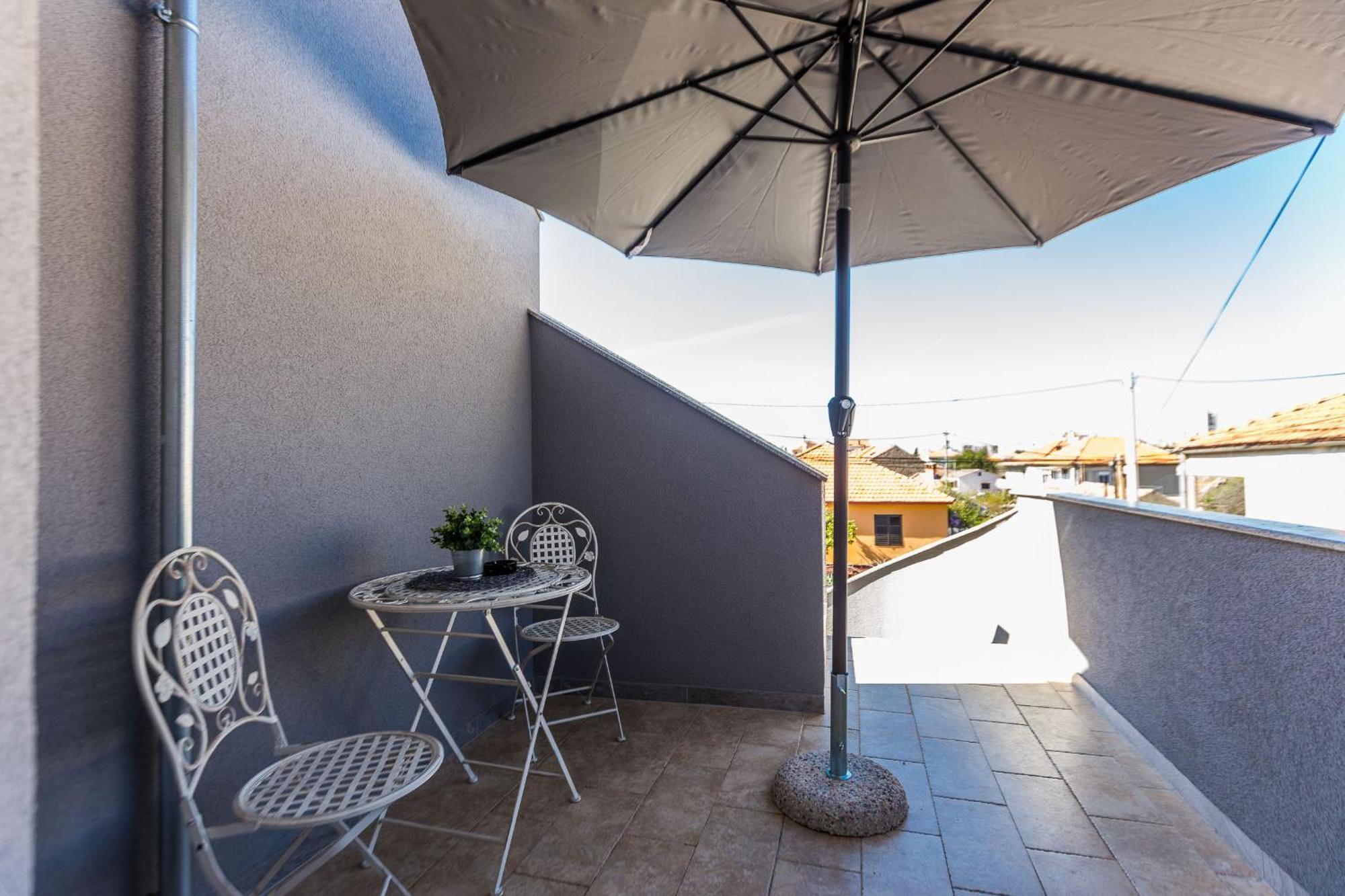 Apartments Mazijini Dvori ザダル エクステリア 写真