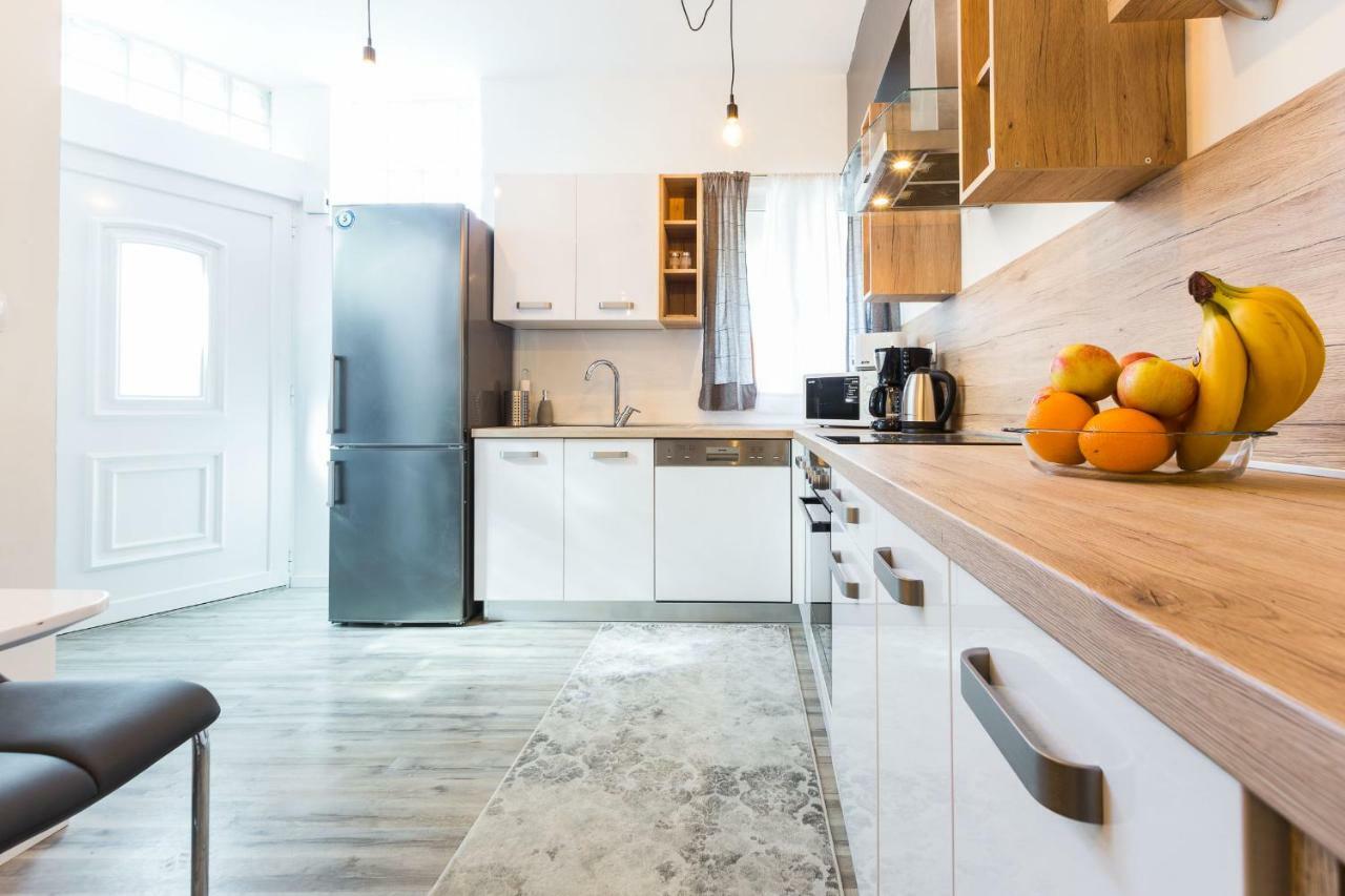 Apartments Mazijini Dvori ザダル エクステリア 写真